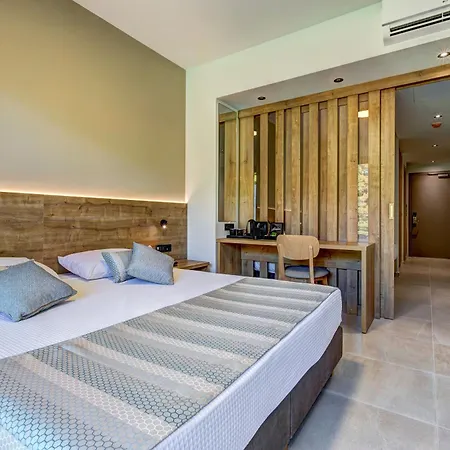 White Olive Elite 5*