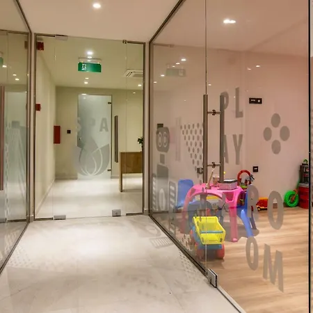 White Olive Elite Szálloda 5*