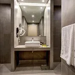 White Olive Elite 5*