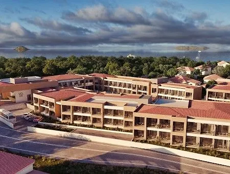 White Olive Elite Laganas