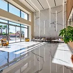 White Olive Elite 5*
