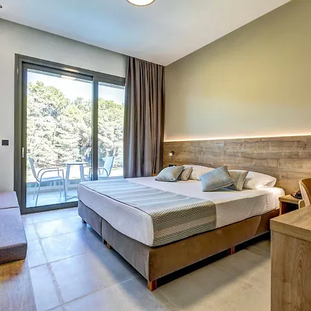 White Olive Elite Hotel