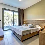 White Olive Elite Otel