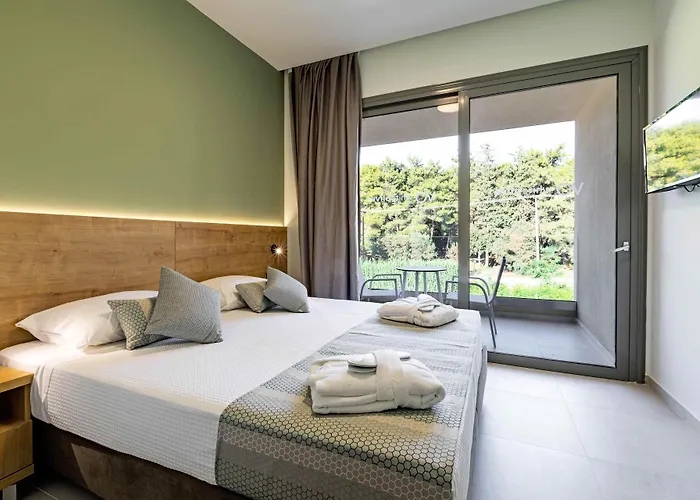 White Olive Elite 5* Laganas