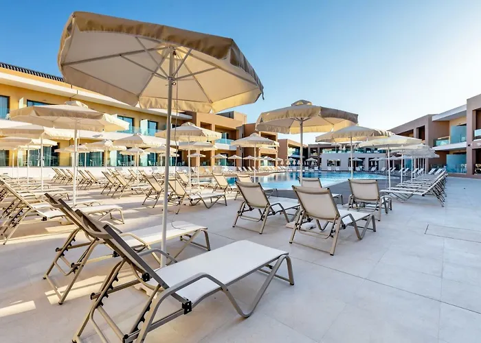 White Olive Elite Hotel 5*